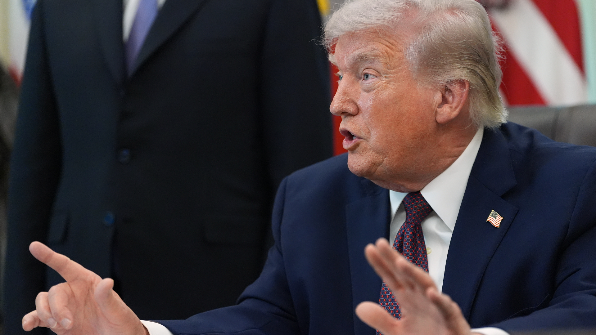 Trump: Lämnar Iran om två till tre veckor