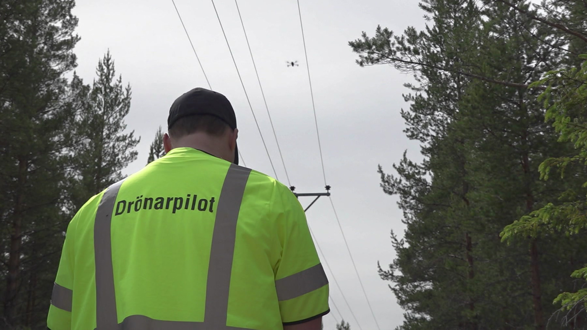 Så här revolutionerar drönare elnätsinspektionen i Piteå: Effektivare och säkrare än helikoptrar!