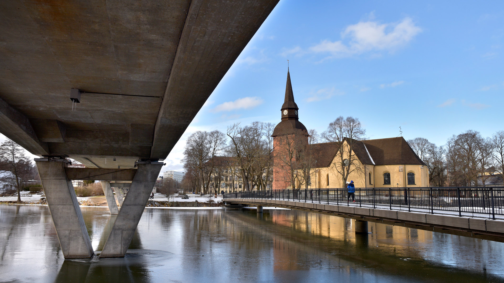 Prästen överrumplad vid vitmakt-begravning: ”Kupp”