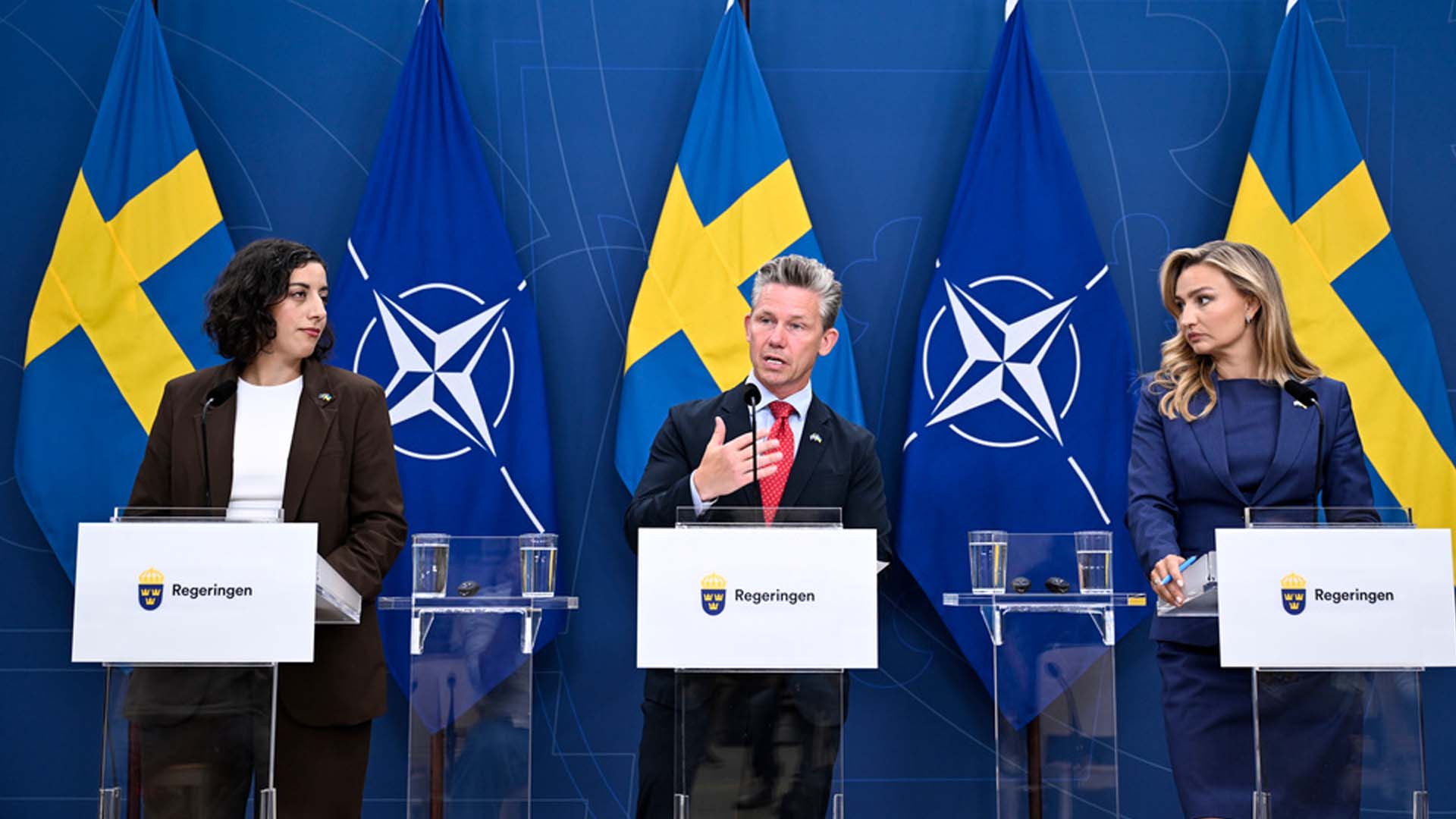 Sverige stöttar Ukraina med 2,7 miljarder – Så här påverkar det konflikten och framtiden.