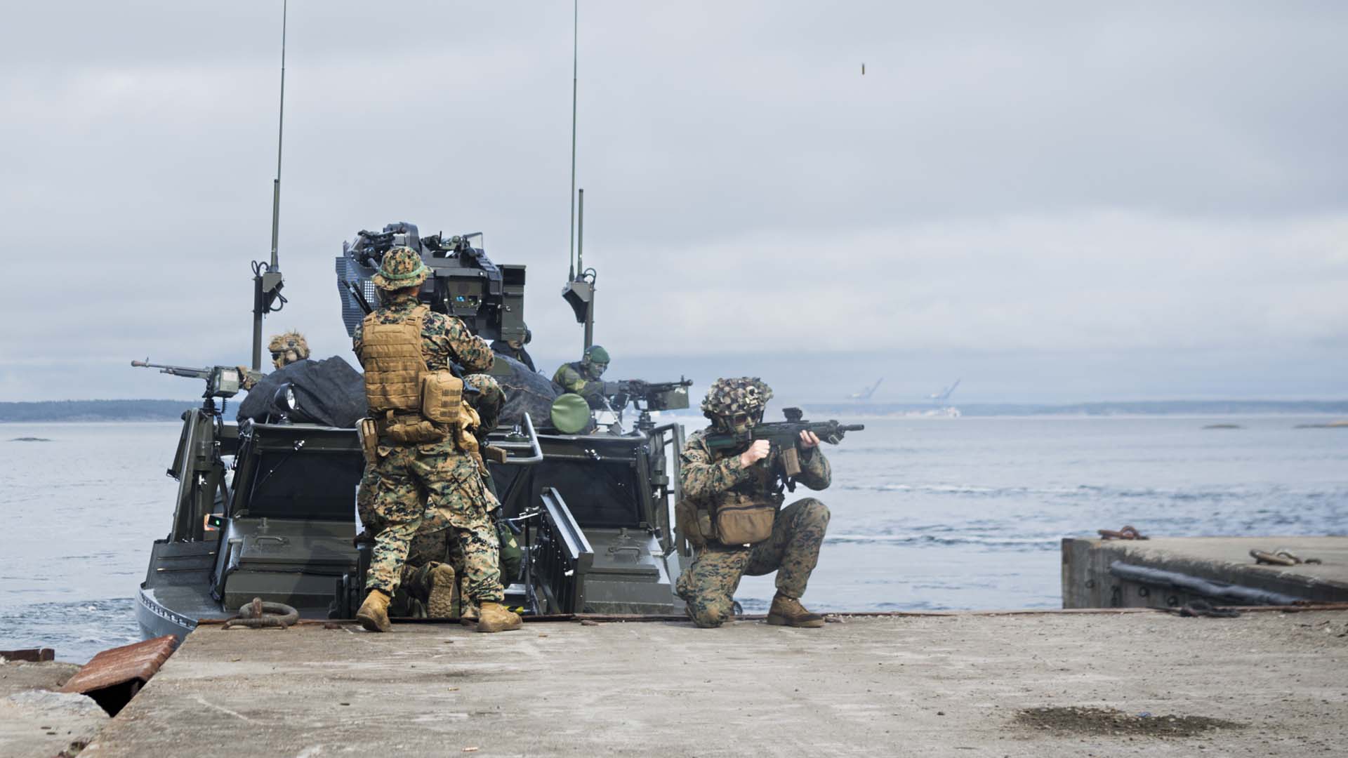 Baser Raksa USA ska få använda svenska militärbaser