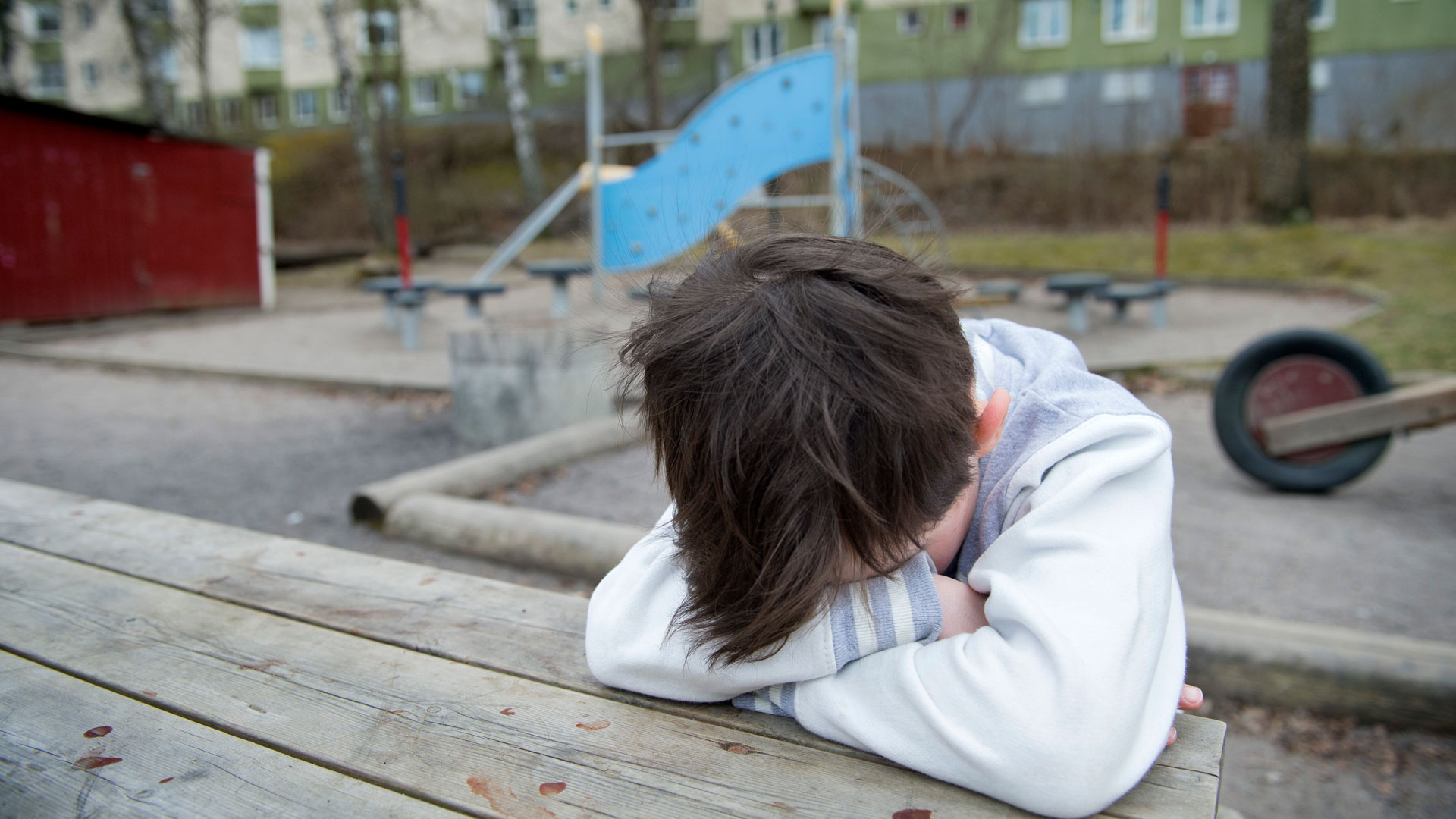 10 effektiva sätt att hjälpa ditt barn att hitta lugnet inför skolstarten