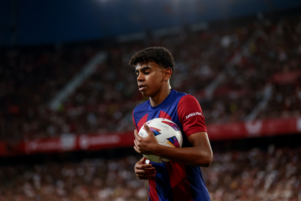 Spaniens drag 16åring i EMtruppen