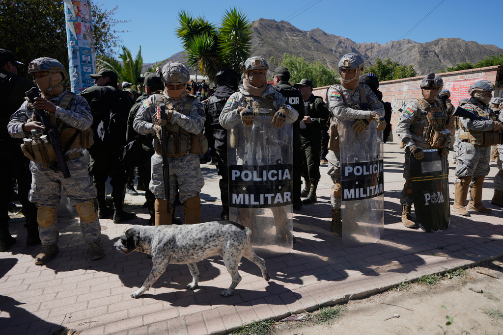 Demonstranter och polis drabbade samman i Bolivia