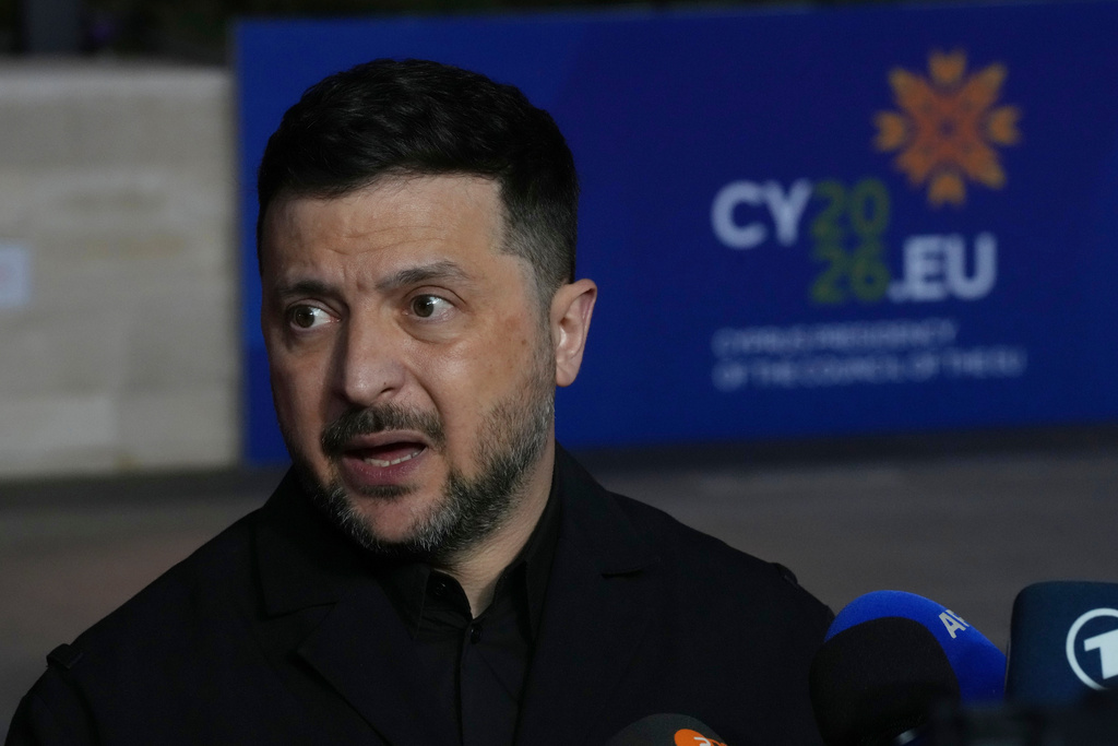 Attacker mot Zelenskyjs hemstad