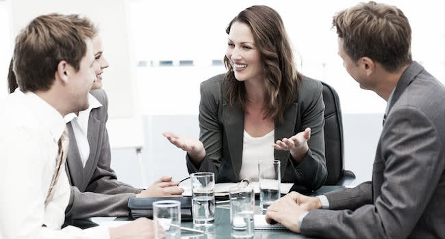How Smart Managers Manipulate Employees
