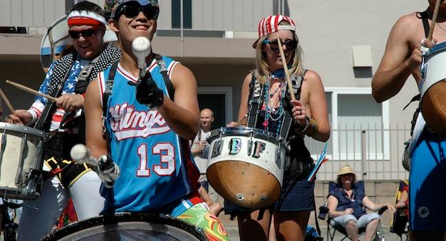 3 Paths to Market Leadership: Flash Mobs, Parades, Movements