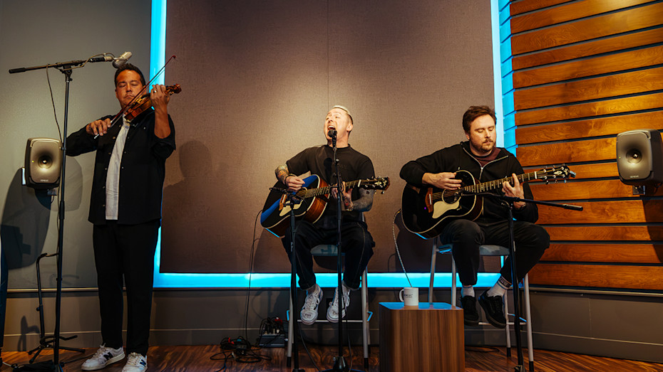 Yellowcard body photo