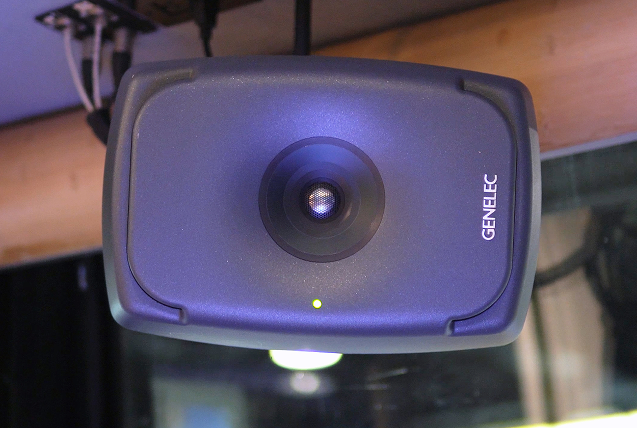 Lennon Bus Web Body 3