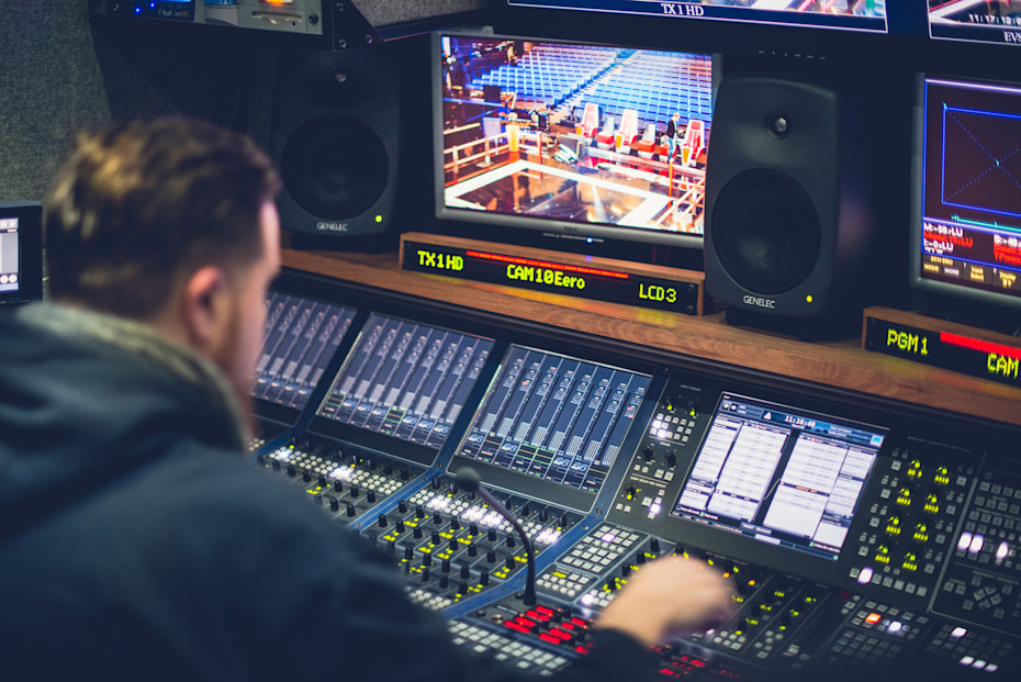 genelec voice-2