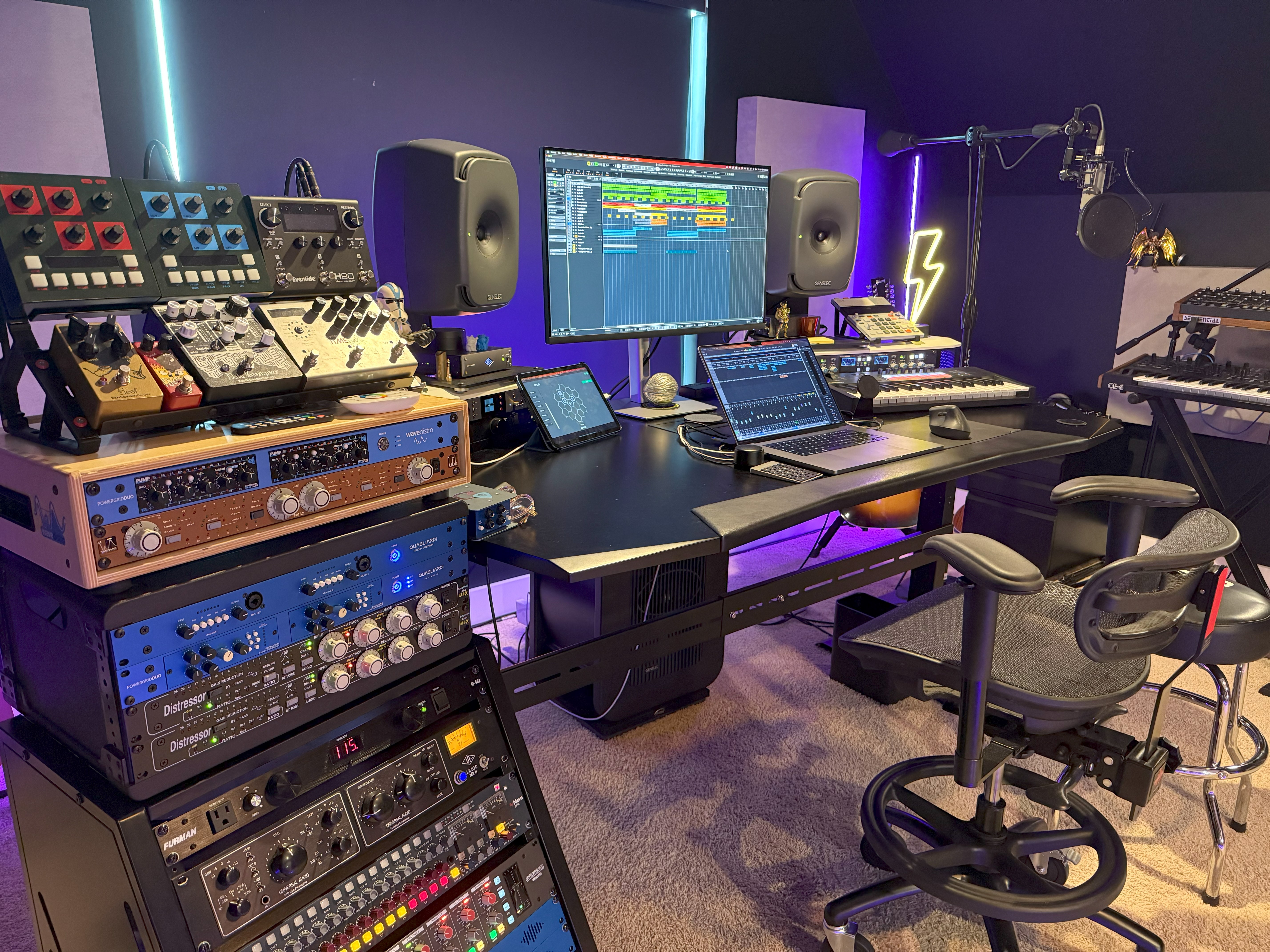 MakeMamaProud_Studio_3