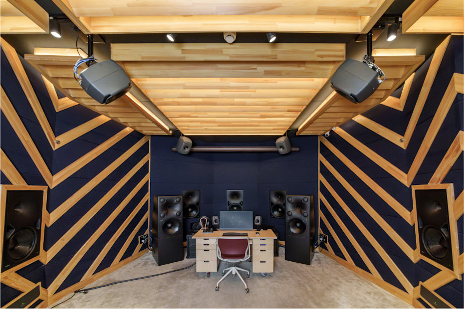 7.1.4 Immersive room