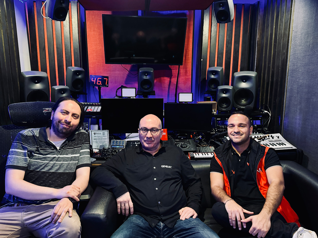Miguel Dominguez , Alberto de la Cruz y Julio Monroy en Delta Records