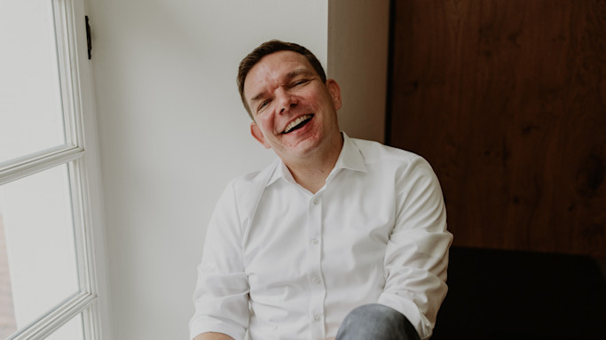 Robert Szilinski, Geschaftführer von esentri AG