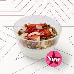Fromage blanc 0%, Fraises, Granola & Coco