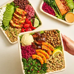 Meet Super Plates: A fresh, new way to salad 