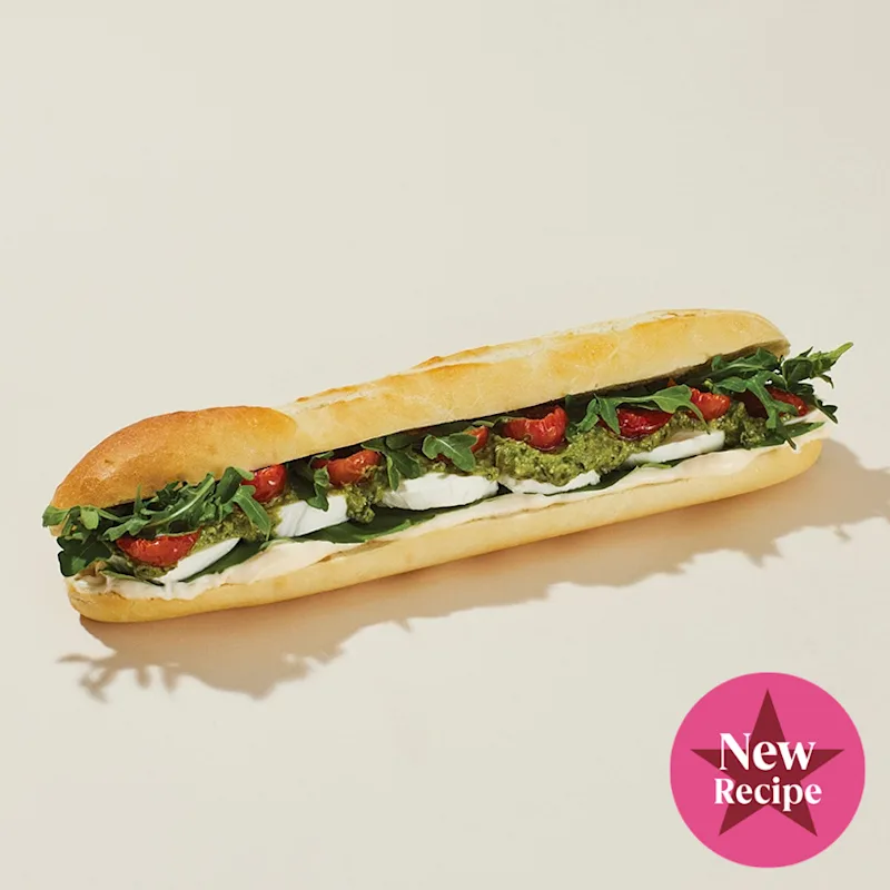 US004338 Pesto Caprese Baguette
