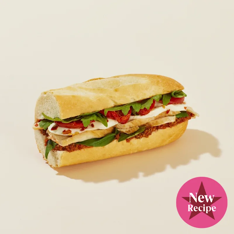 US004668 Romesco Chicken & Mozzarella Baguette Slim