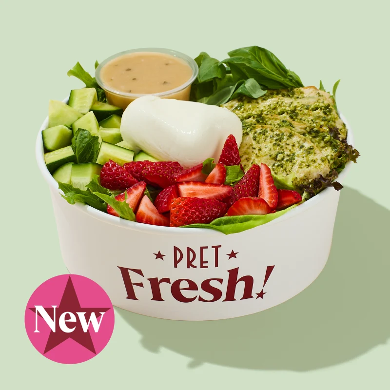 US005610 Pesto Chicken Strawberry & Burrata Salad with Prets Simple Vinaigrette