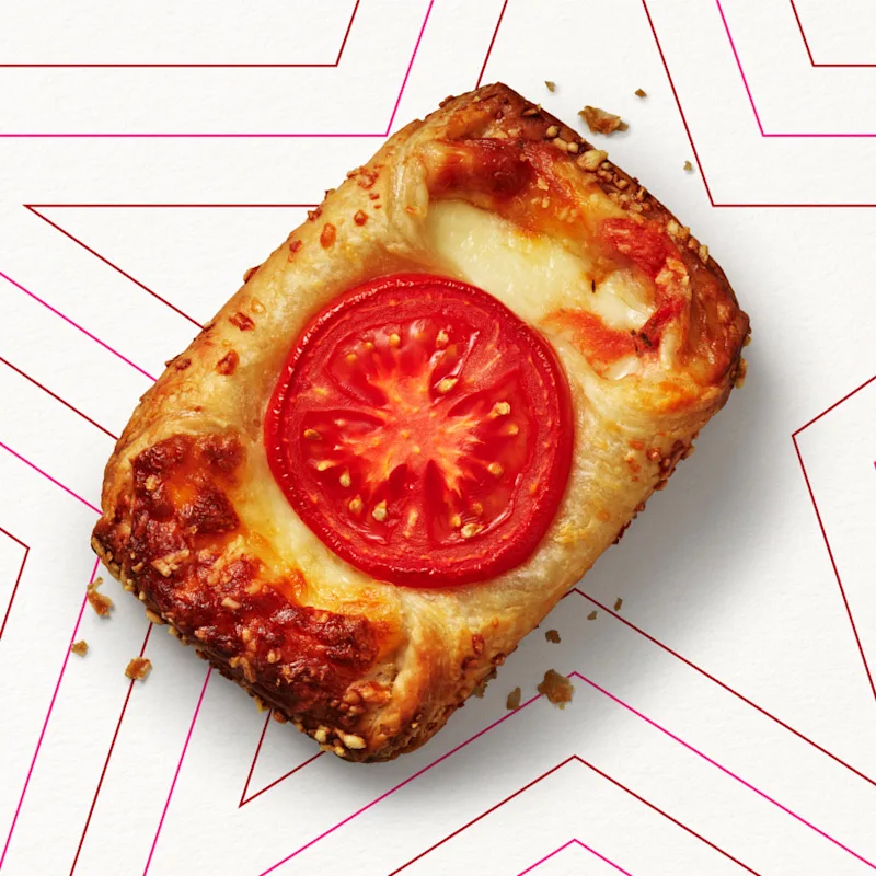 FR003213 Croissant Mozzarella and Tomate
