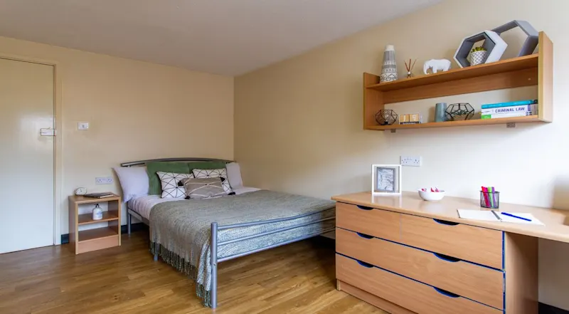 Classic 5 Bed