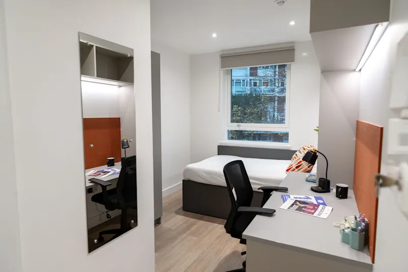 238 Kennington Lane Single Ensuite