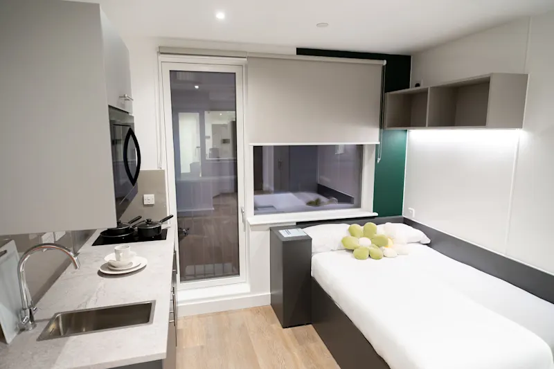 238 Kennington Lane Single Studio with Kitchenette