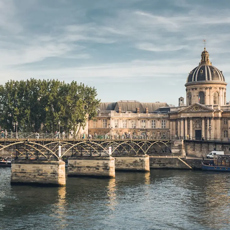 Paris travel guide | Explore and stay with a twist citizenM