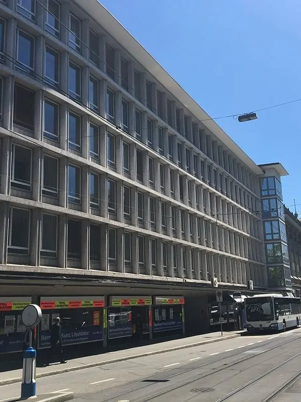Switzerland - ZUR - exterior - view on the building - LOW