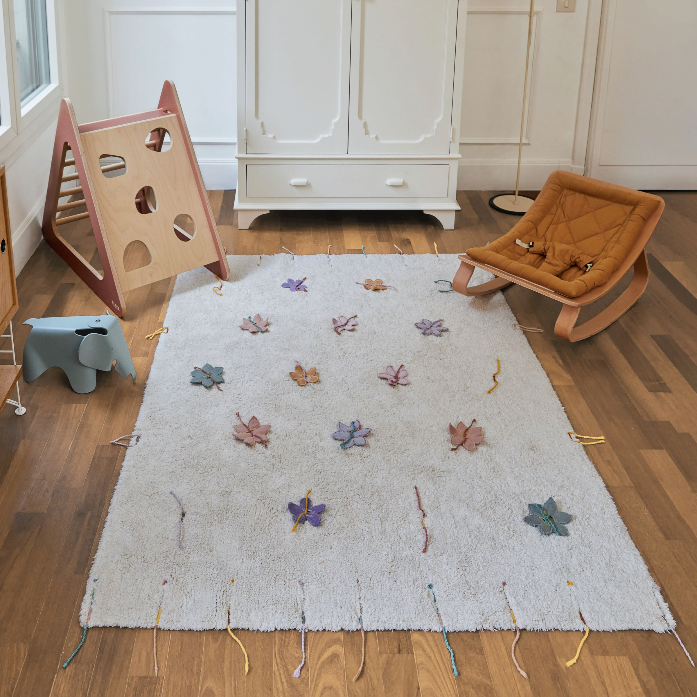 Lorena Canals Wildflowers Play Rug.