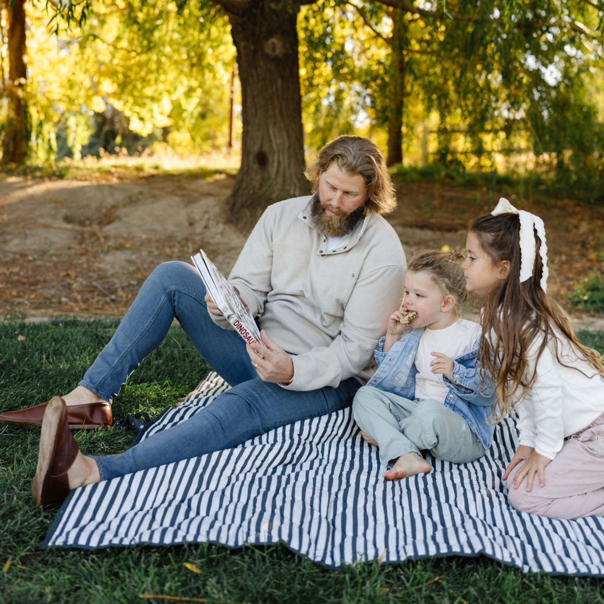 Toki Mats Picnic Blanket - Bold Stripe.