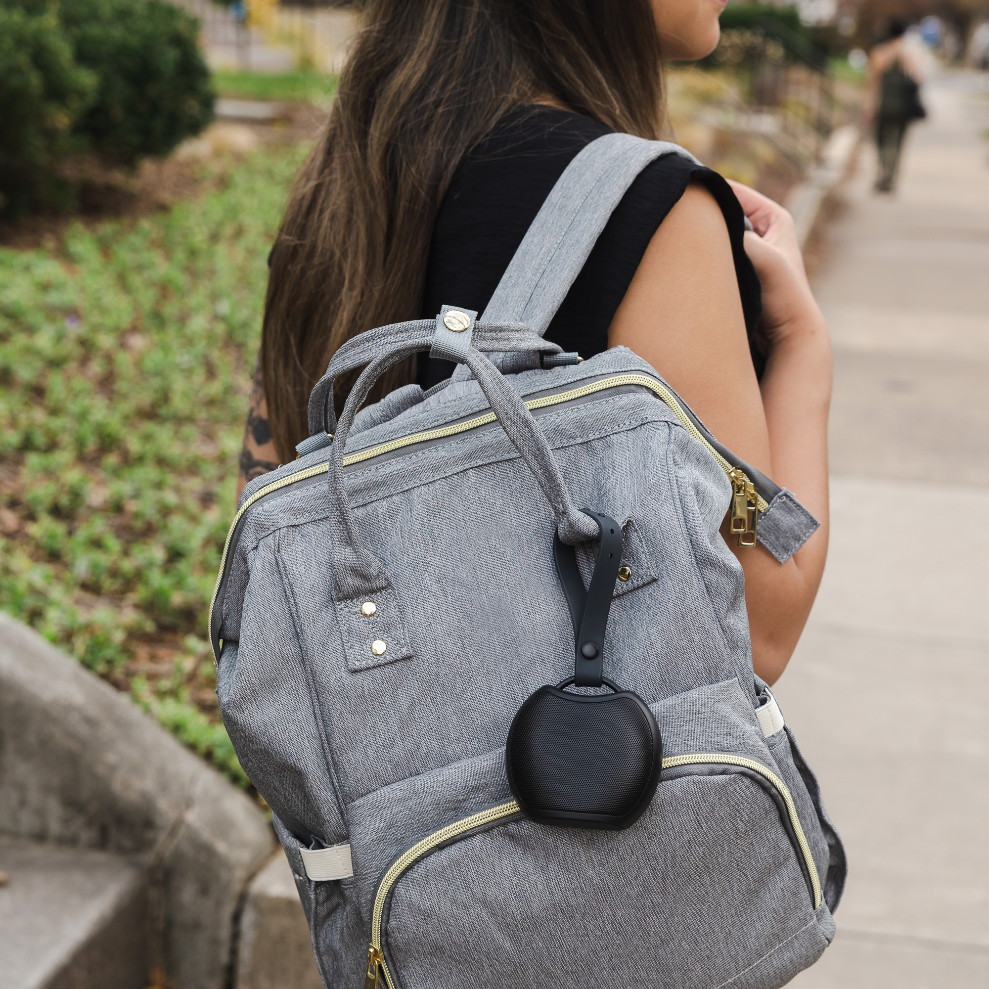 Yogasleep Rohm+ Travel Sound Machine - Black.