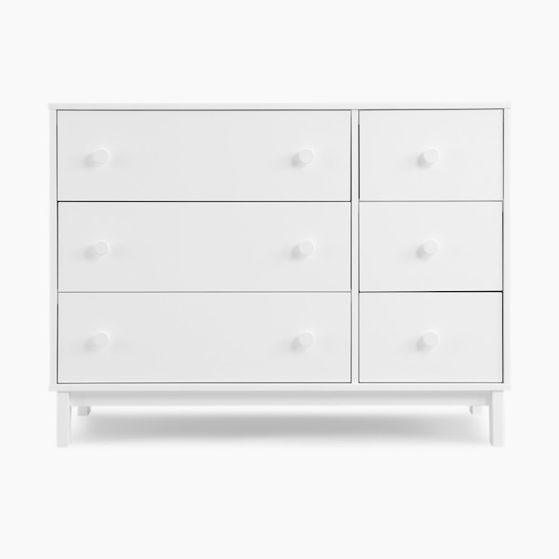 Delta Children babyGap Legacy 6 Drawer Dresser with Interlocking Drawers.