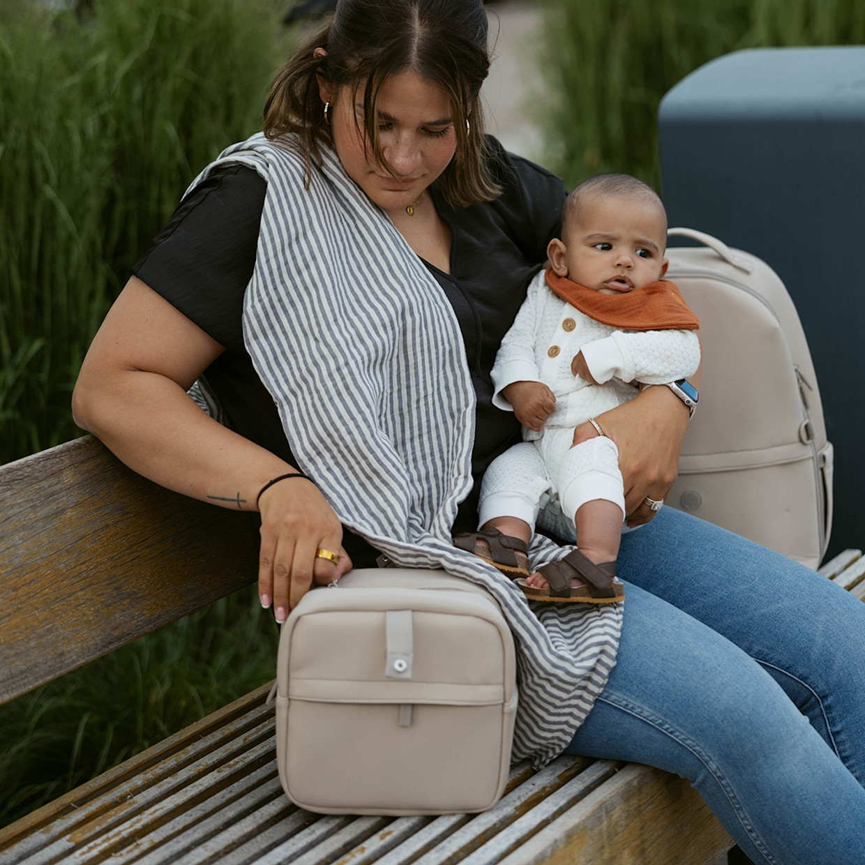 Parker Baby Co. Drift Neoprene Bottle Cooler - Llama.