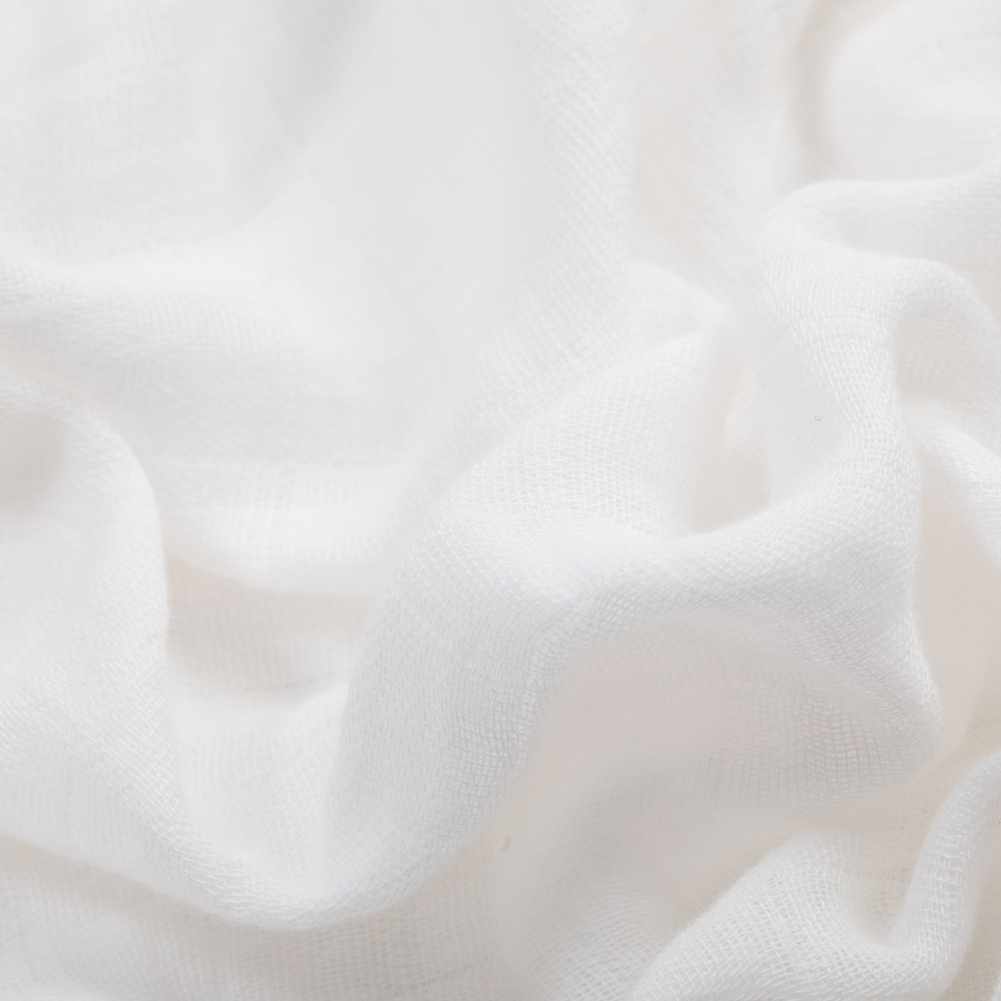 Soundly Organic Cotton Muslin Bassinet Sheet (2 Pack) - White.