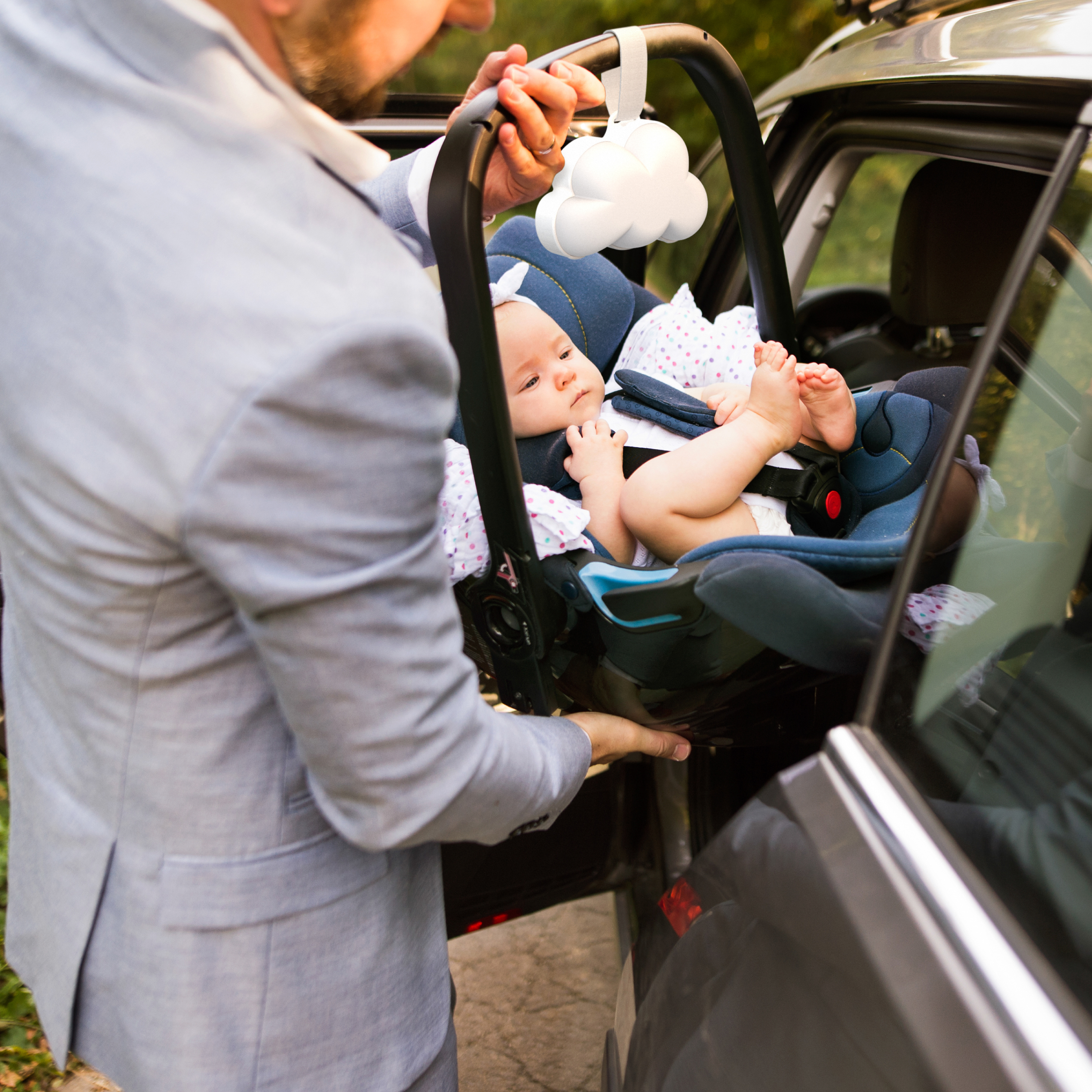 Pure Enrichment Baby Cloud Set Portable Sound Machine + Humidifier - White.