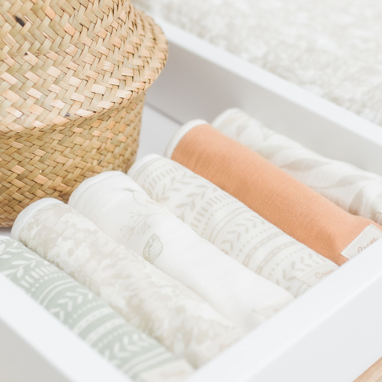 Crane Baby Cotton Muslin and Terry Burp Cloth Set (3 Pack) - Willow Ecru/Green.