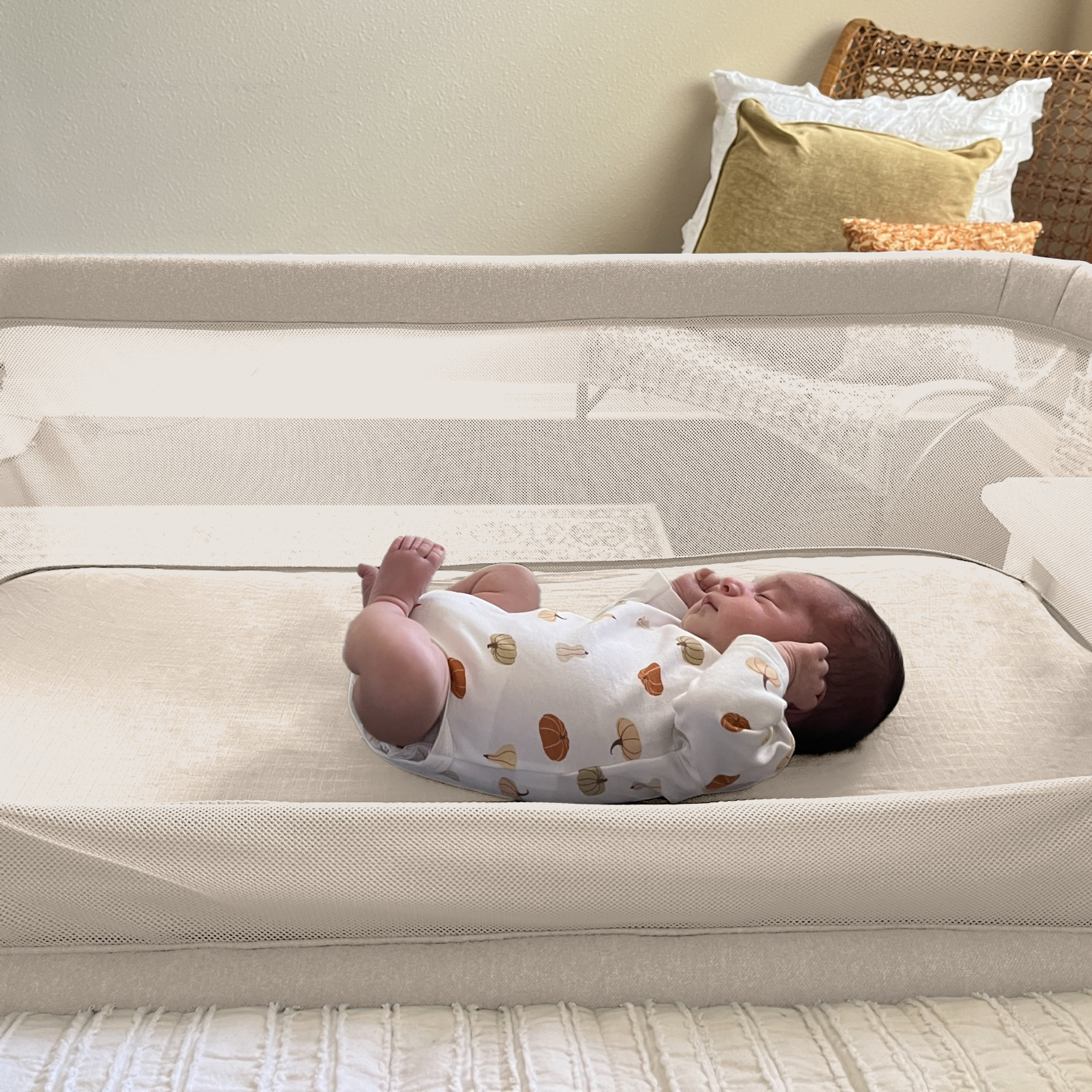 Newton Baby Bassinet Extra Sheet 2-Pack - Sandstone, 2.