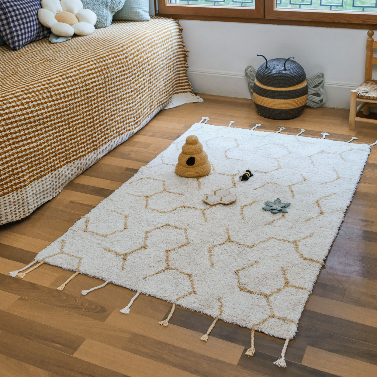 Lorena Canals Washable Play Rug Pollination - Natural, 3' X 4' 3".