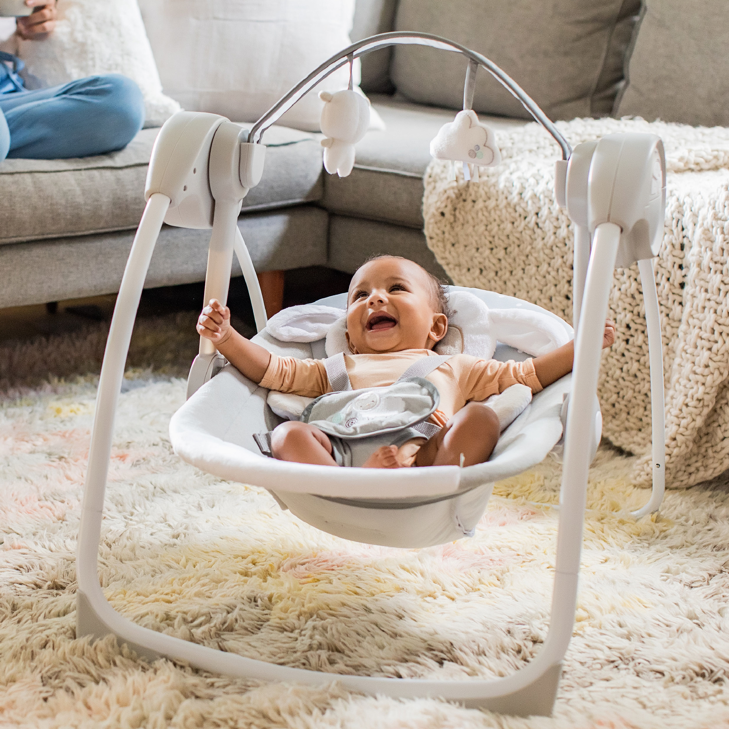 Ingenuity Comfort 2 Go Compact Portable Baby Swing.