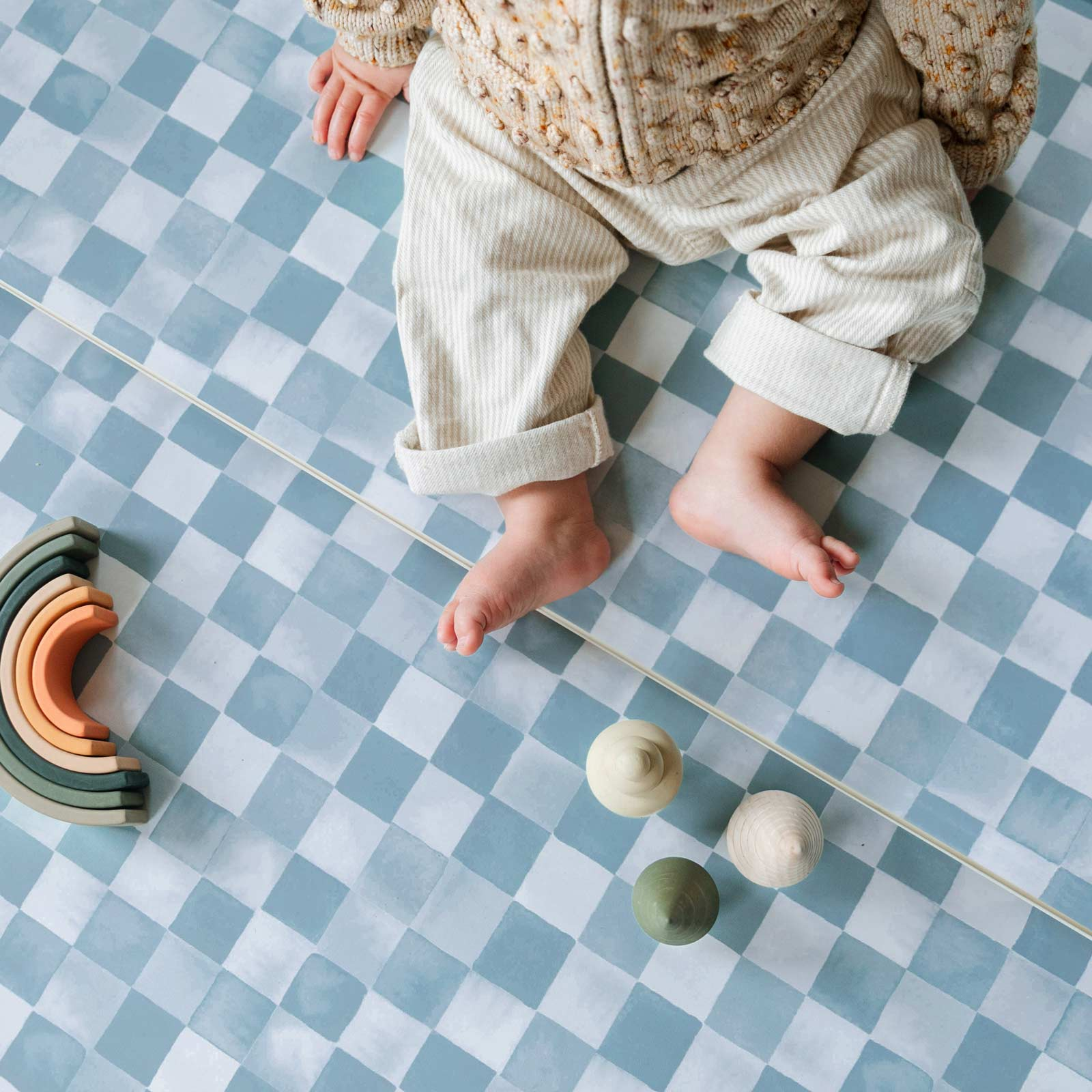 House of Noa Tumbling Mat - Checker Lake, 4X6.