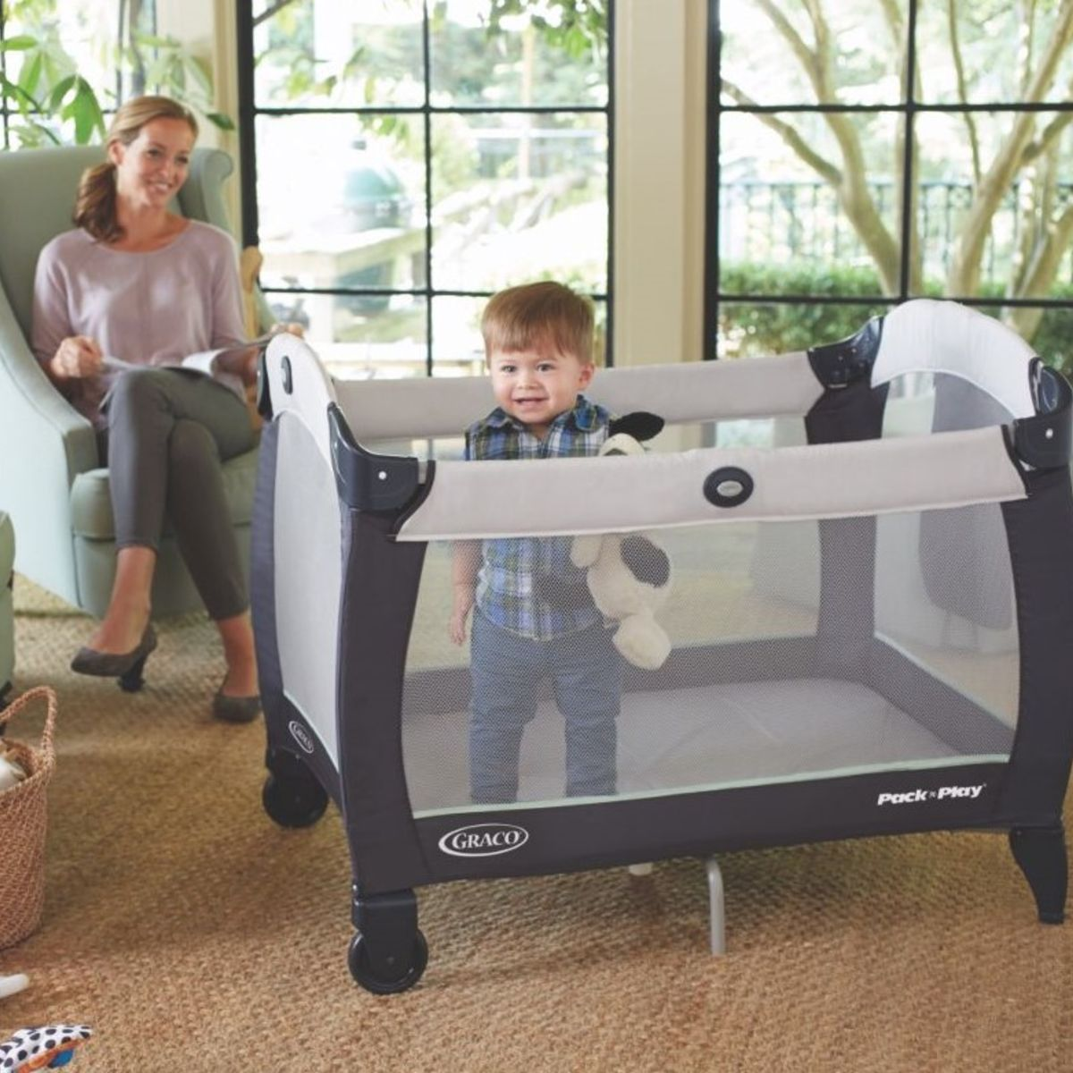 graco pack n play with changing station