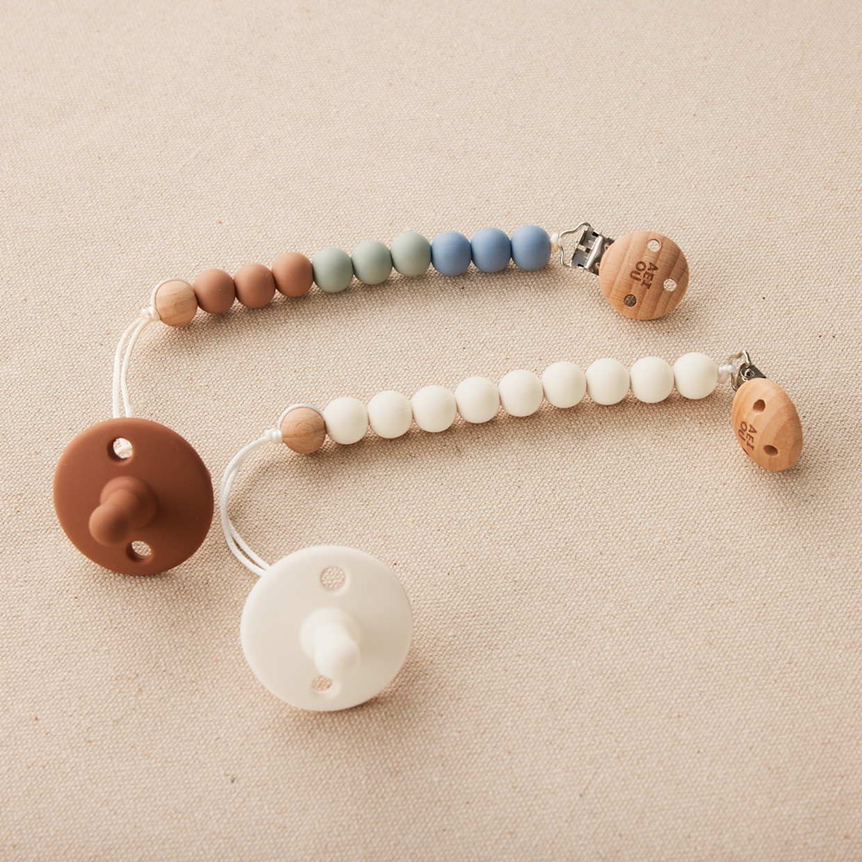 AEIOU Silicone Pacifier Clip - Oat Milk.