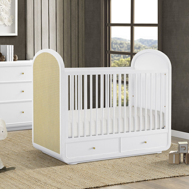 Bellini Aspen 4-in-1 Convertible Crib.