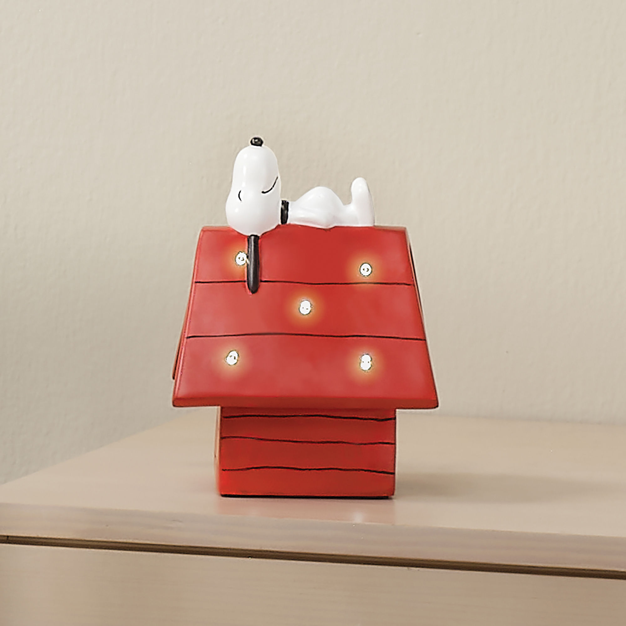 Lambs & Ivy Night Light Table Lamp - Snoopy.