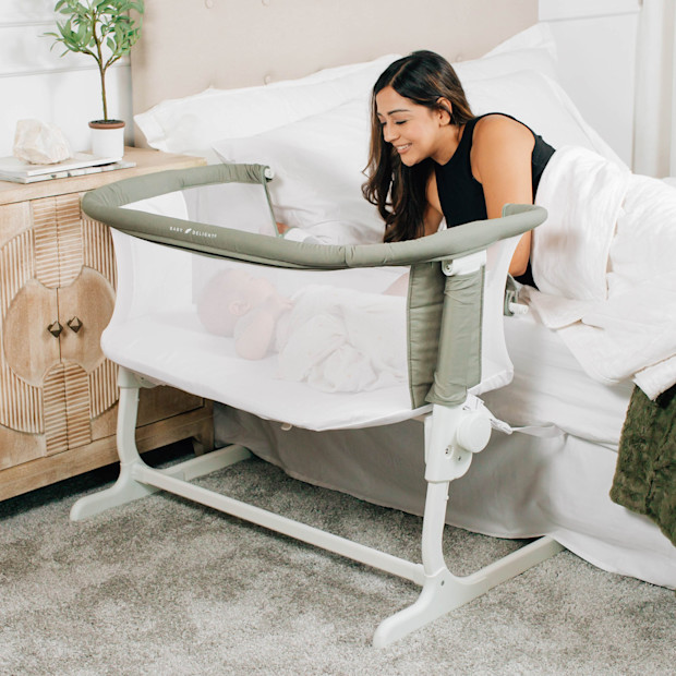 Beside Me Dreamer Organic Bassinet & Bedside Sleeper.