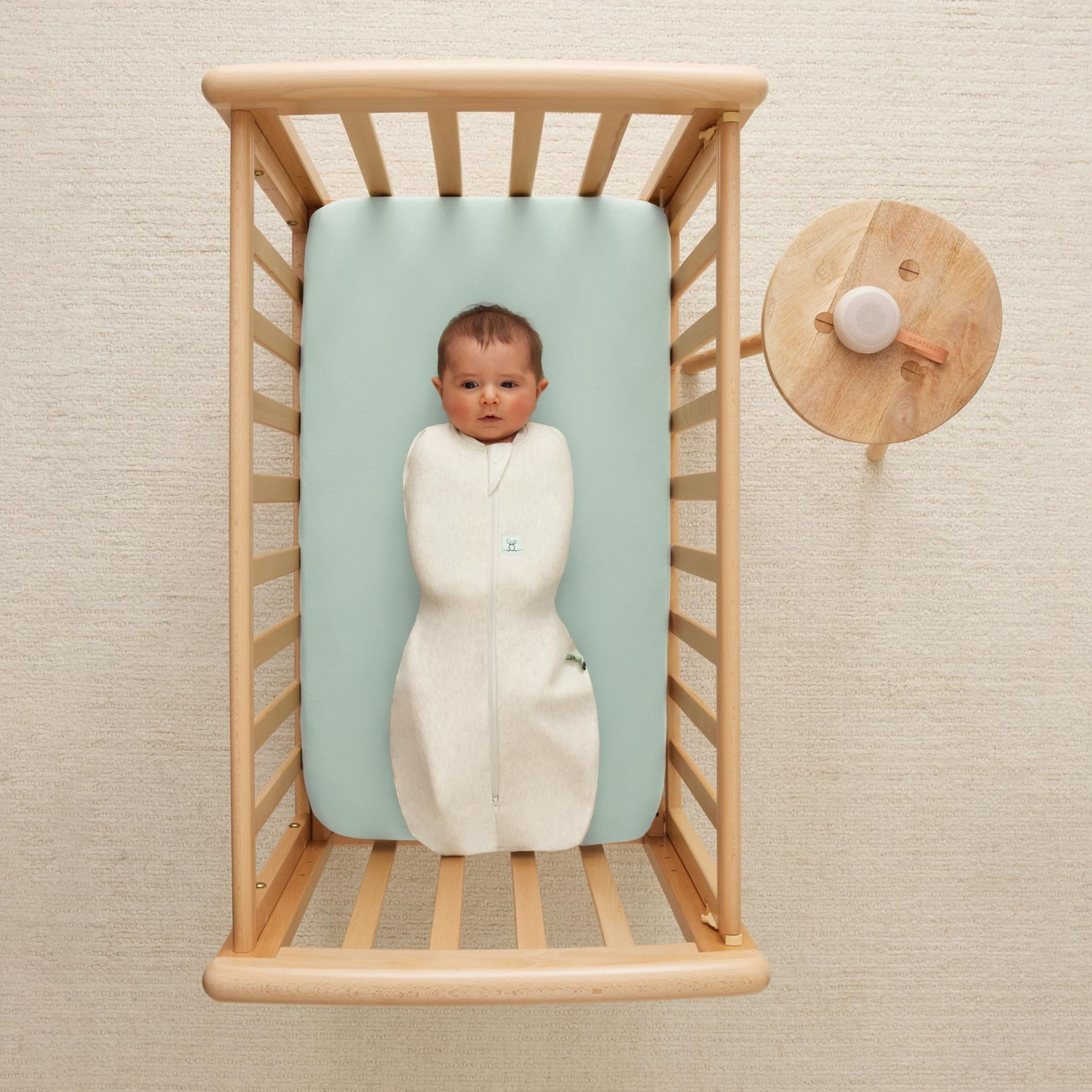 ergoPouch Cocoon Swaddle Sack 1.0 Tog - Oatmeal Marle, 0-3 Months.