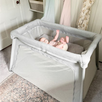 Deluxe Travel Crib & Play Yard w/ Bassinet Attachment