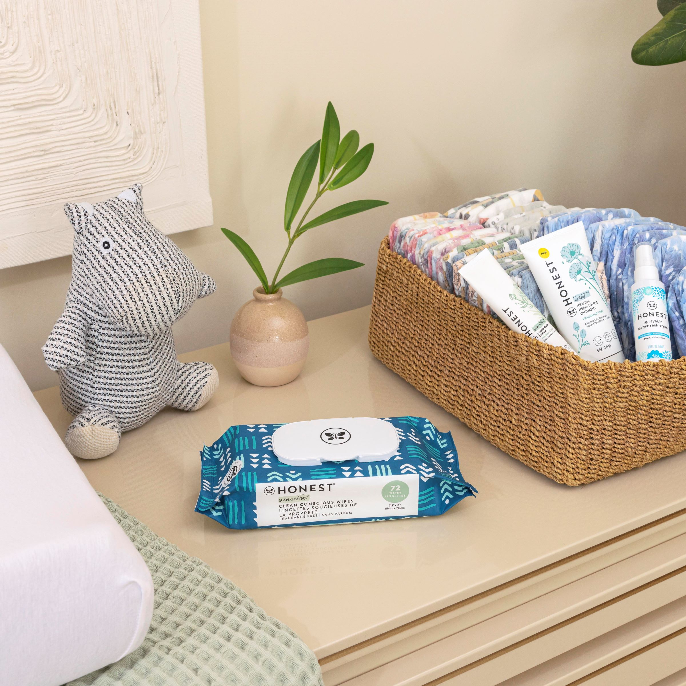 The Honest Company Baby Wipes - Balance Blues, 576 Count.