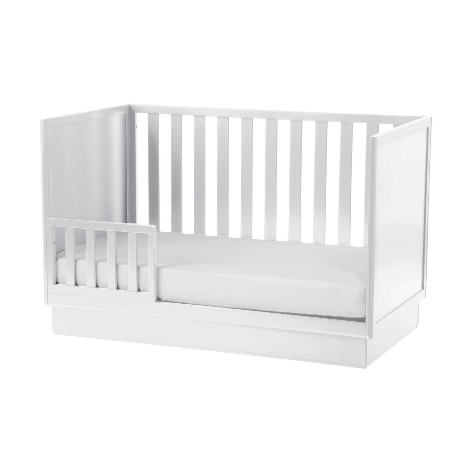 Little Seeds Toddler Slat Guardrail - True White.